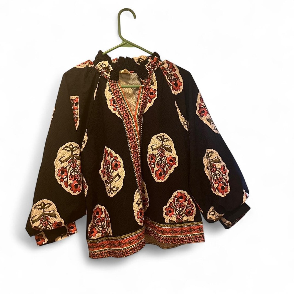 UMGEE LONG SLEEVE FLORAL PRINT BLOUSE WITH BELL SLEEVES AND RUFFLED COLAR